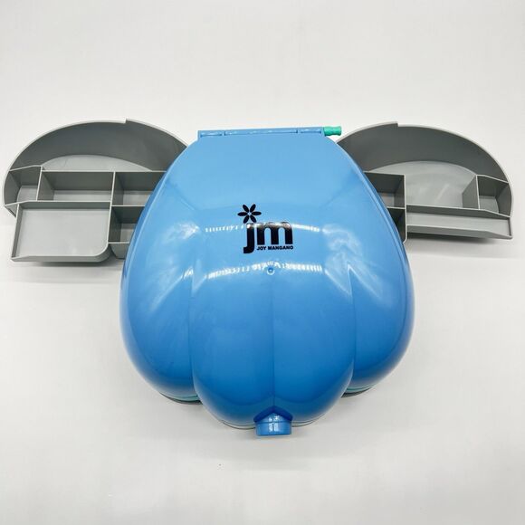 New Joy Mangano Hand Shell with Storage Trays Creating the Perfect Home Manicure - Picture 9 of 12